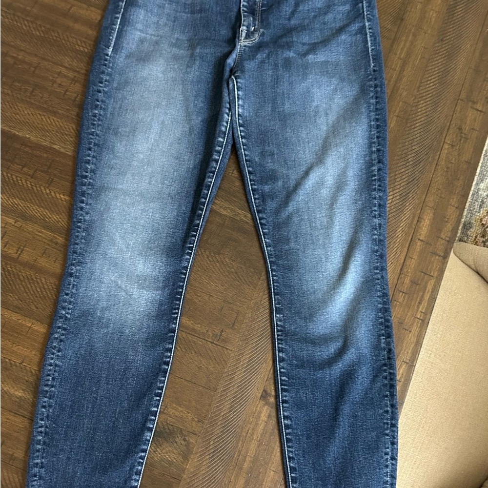MOTHER High Waisted Looker Ankle Fray, size 30
